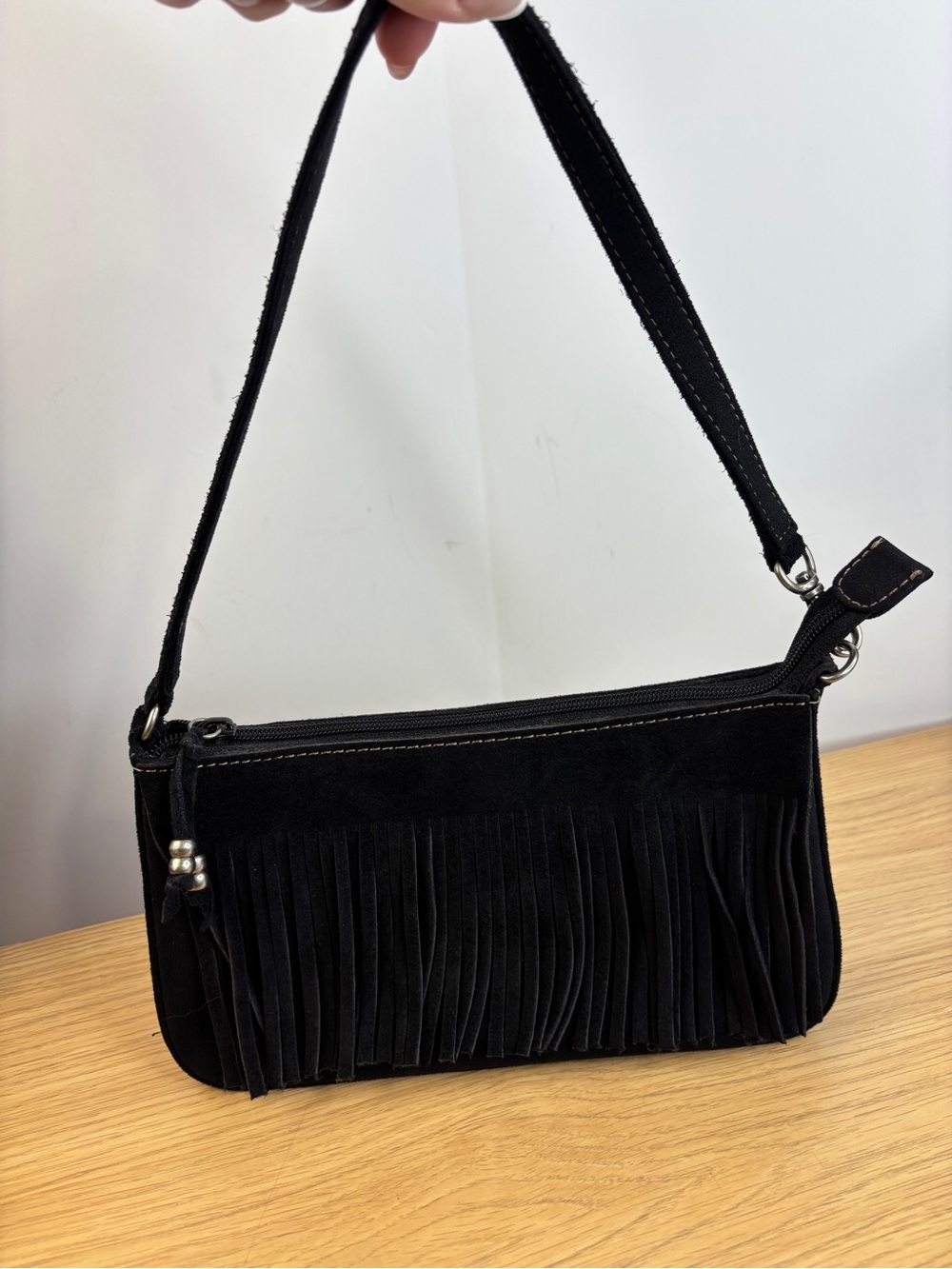 Vintage Nine West Black Suede Fringe Baguette Bag - Picture 3 of 15